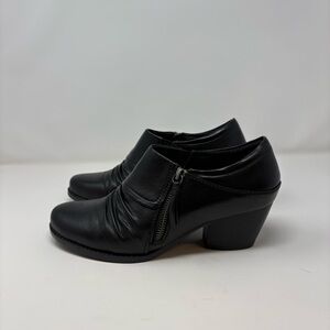 Baretraps Raini Faux Leather Side Zip Ankle Bootie Black Womens 9M